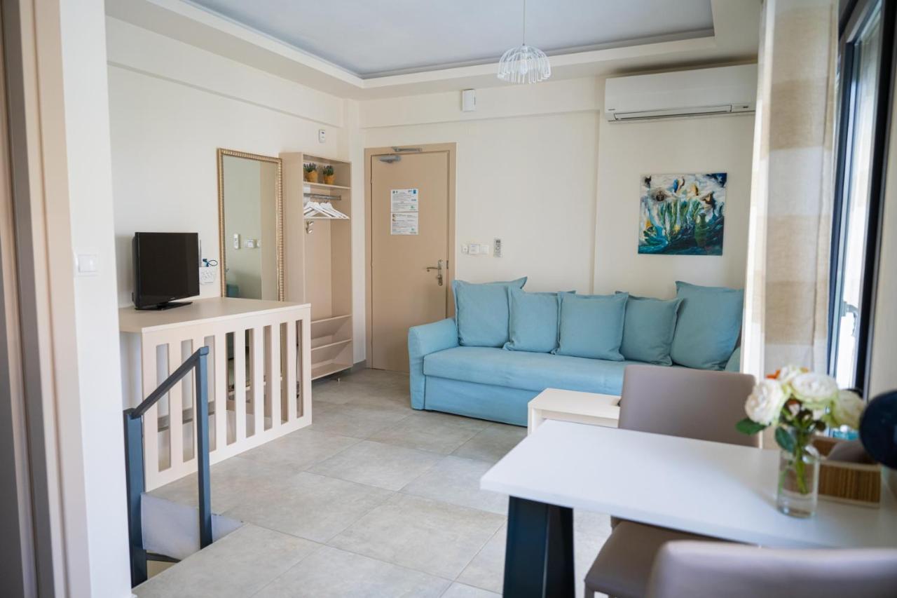 פלוגיטה Callista Suites מראה חיצוני תמונה