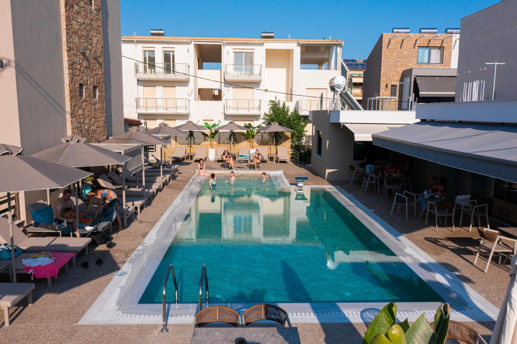 פלוגיטה Callista Suites מראה חיצוני תמונה