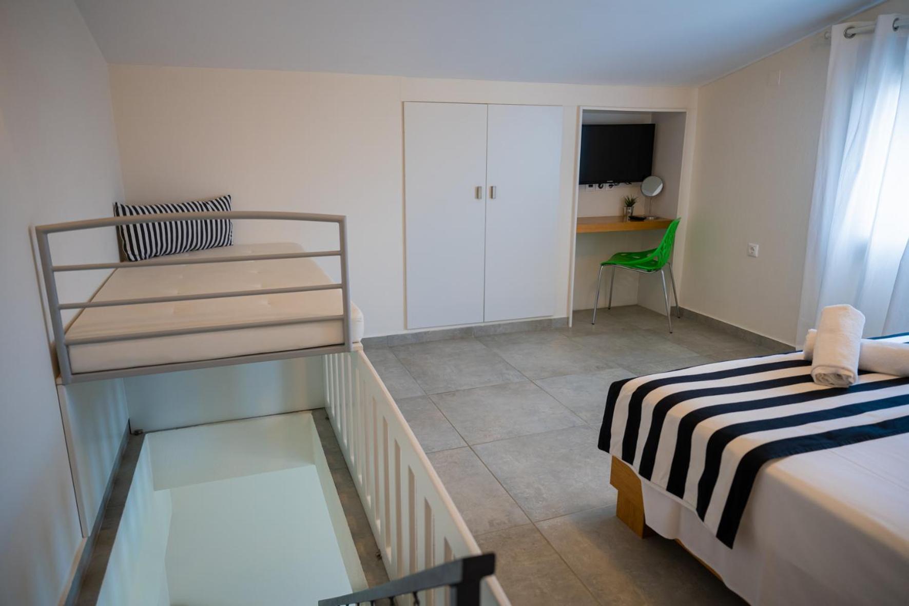 פלוגיטה Callista Suites מראה חיצוני תמונה