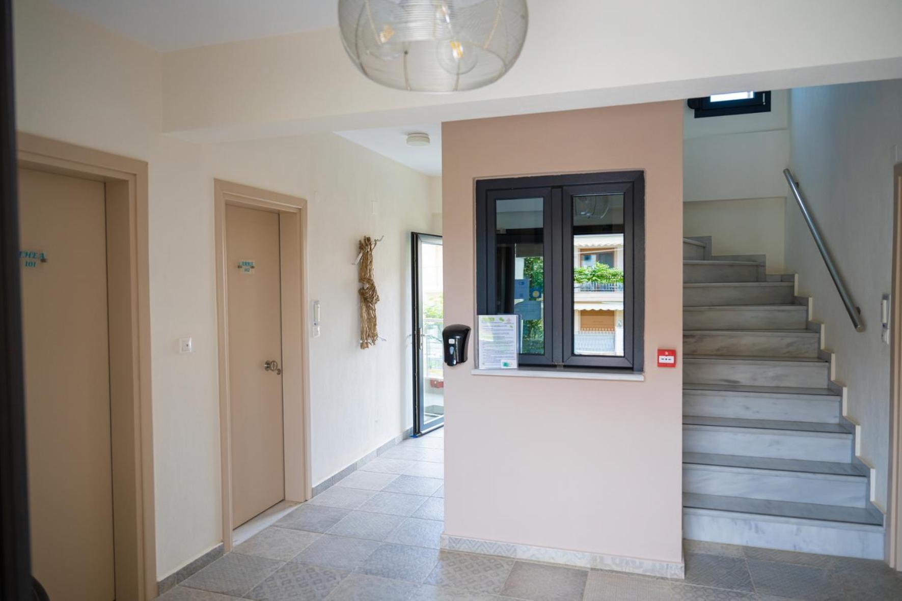 פלוגיטה Callista Suites מראה חיצוני תמונה