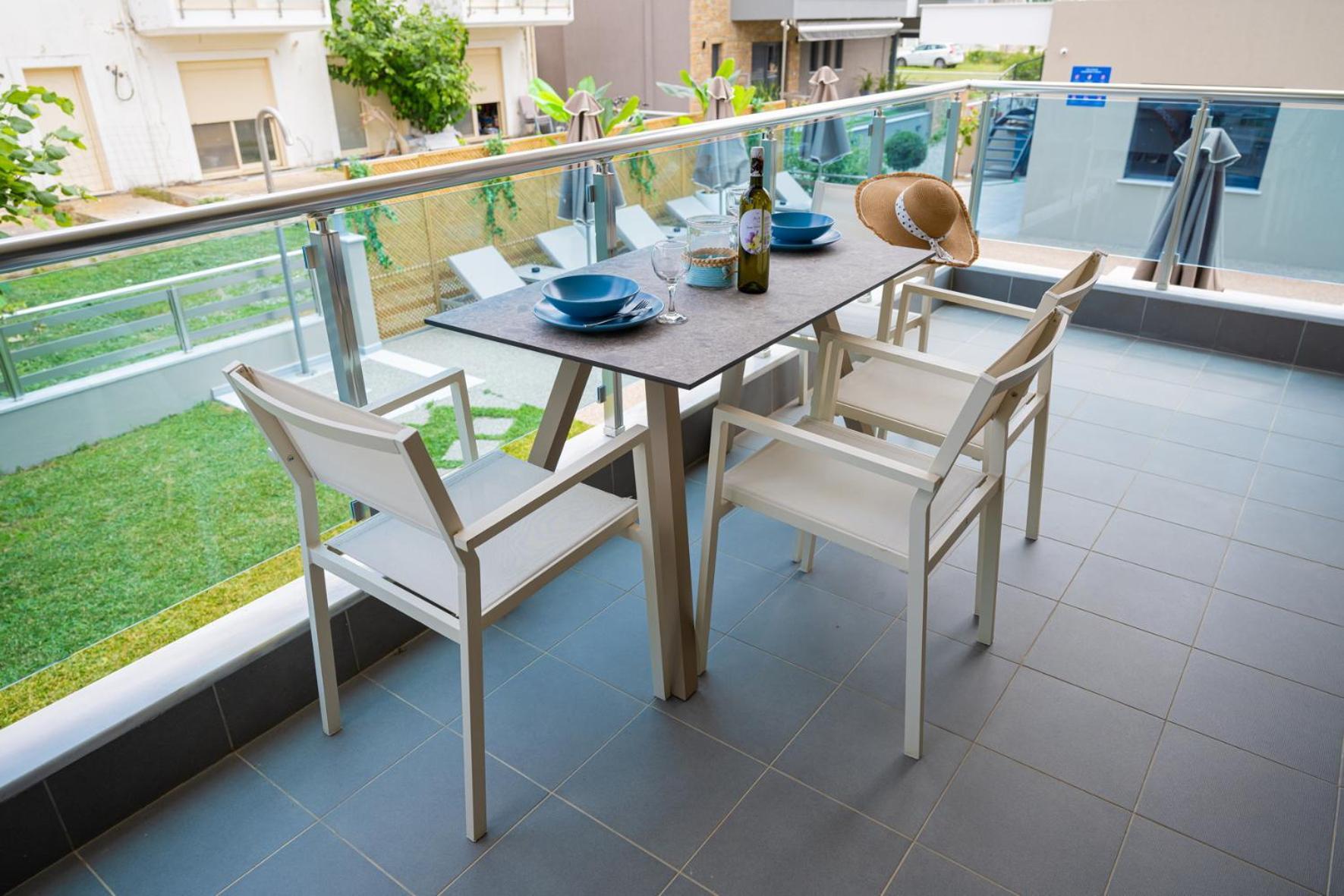פלוגיטה Callista Suites מראה חיצוני תמונה