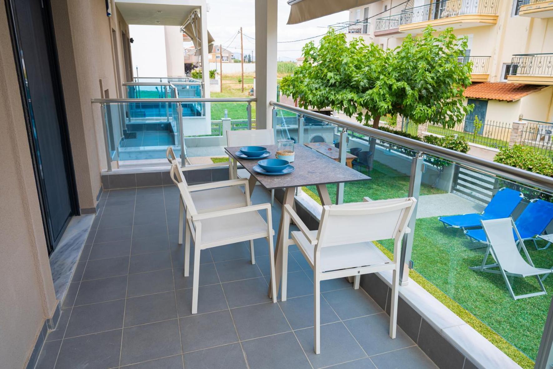 פלוגיטה Callista Suites מראה חיצוני תמונה