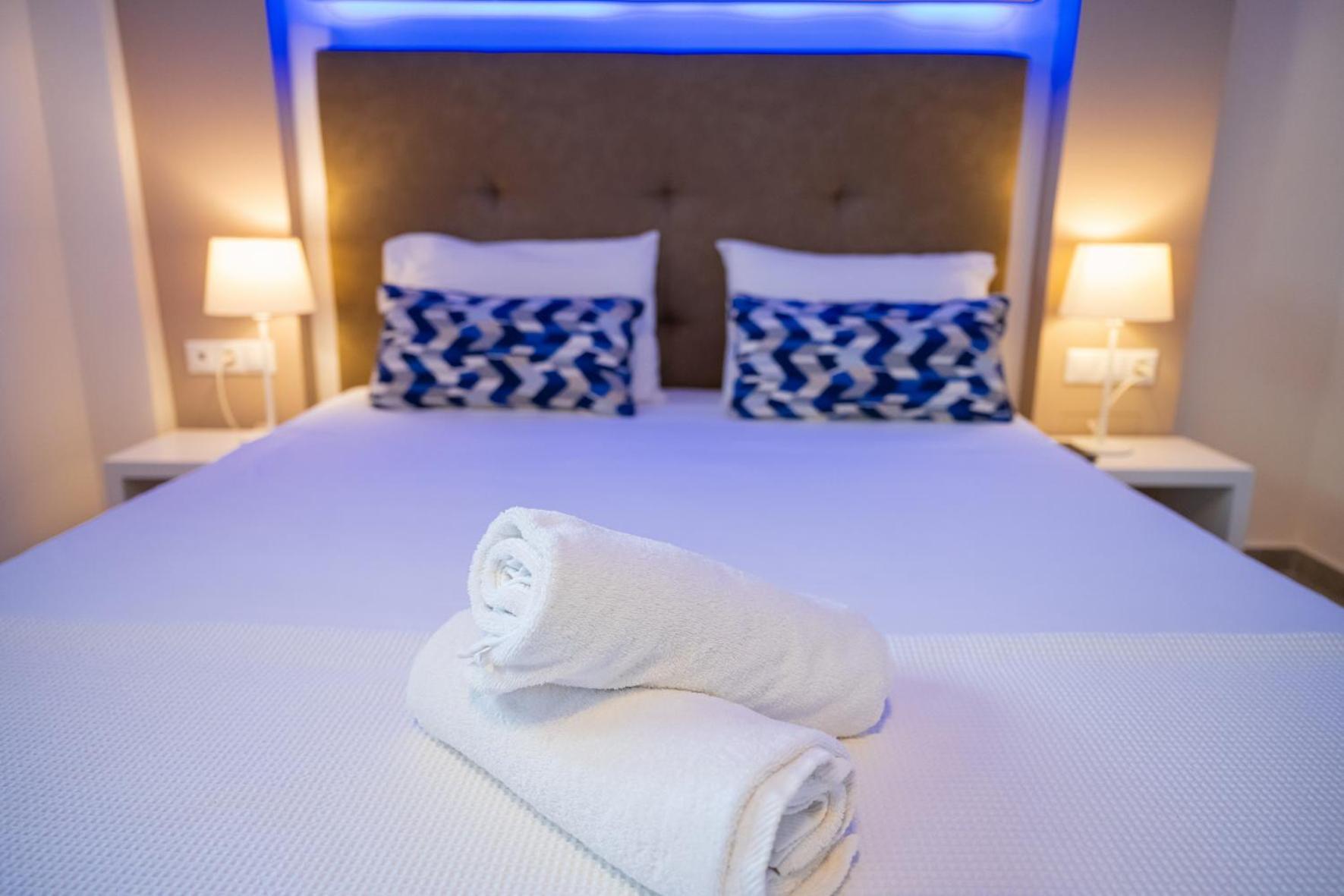 פלוגיטה Callista Suites מראה חיצוני תמונה